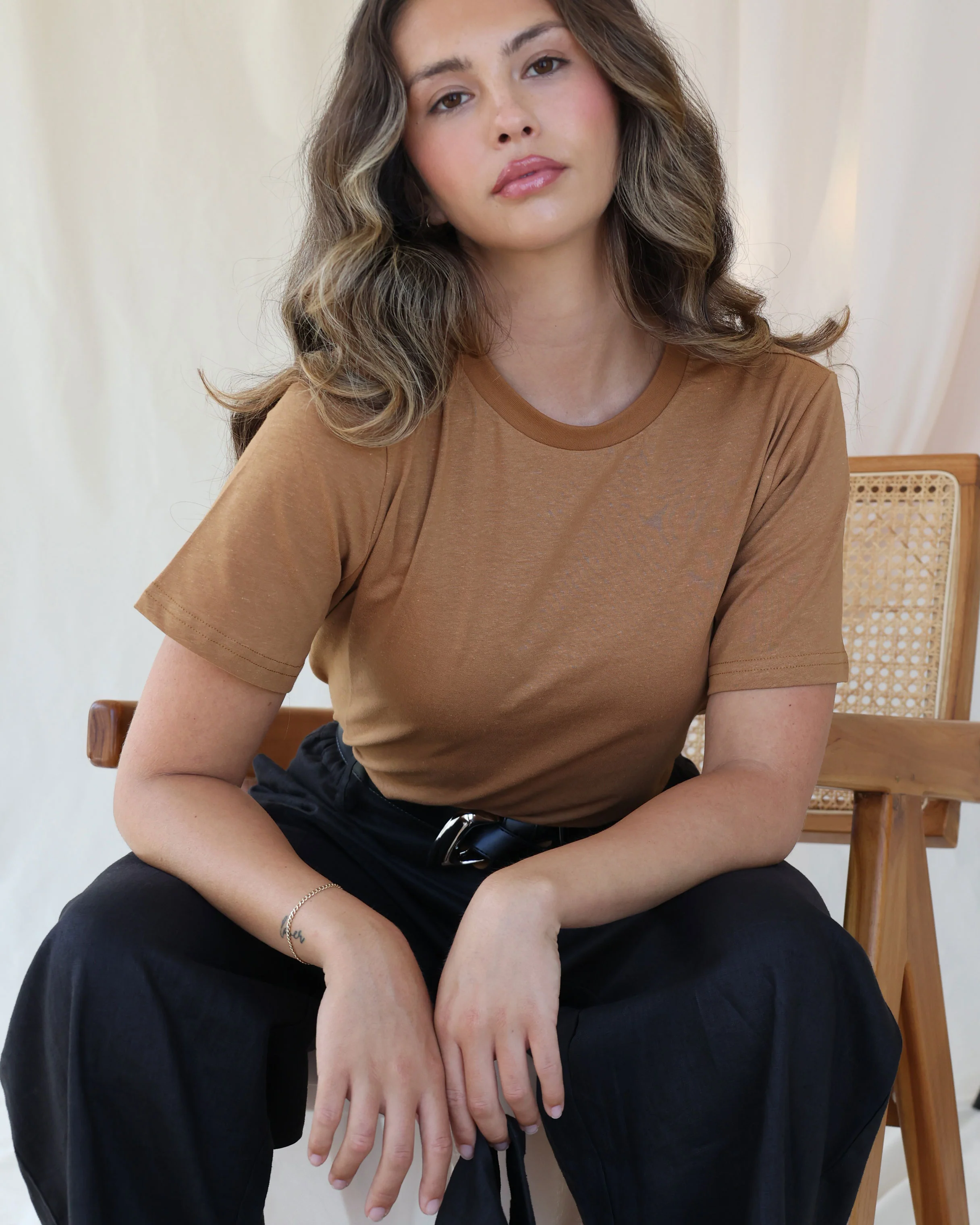 Juana Hemp Neutral T-Shirt - Image 10