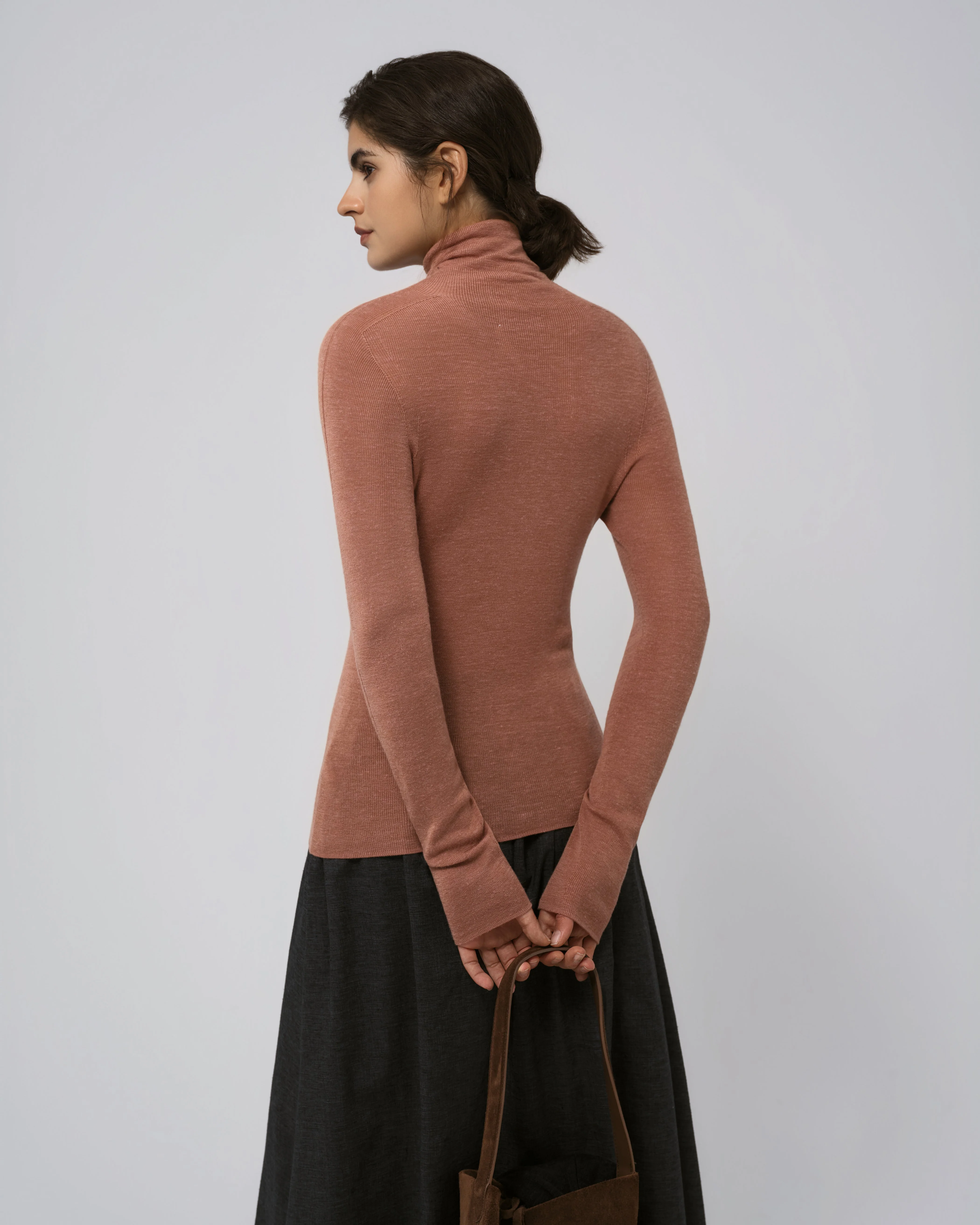 Ossa Knitted Hemp Turtleneck - Image 4